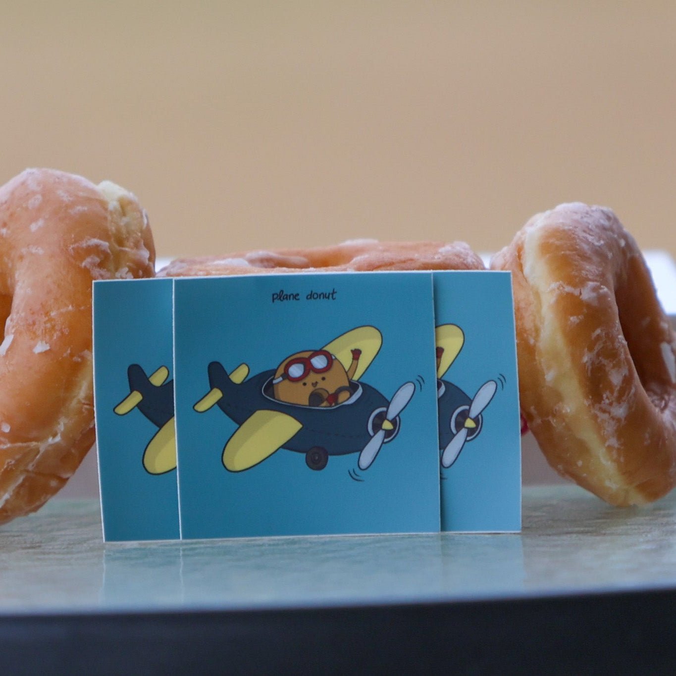 Plane Donut - Menottees