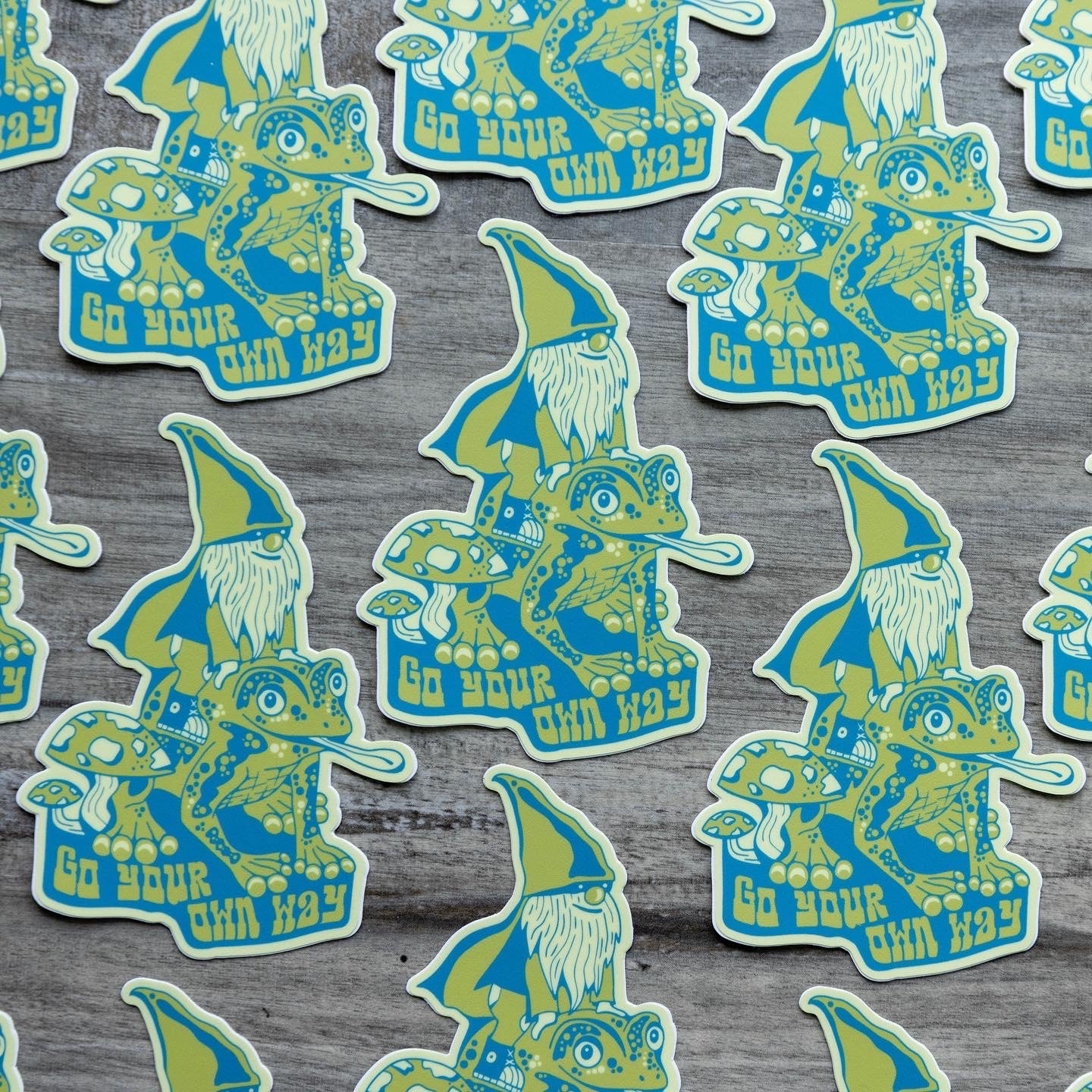 Go Your Own Way - menottees