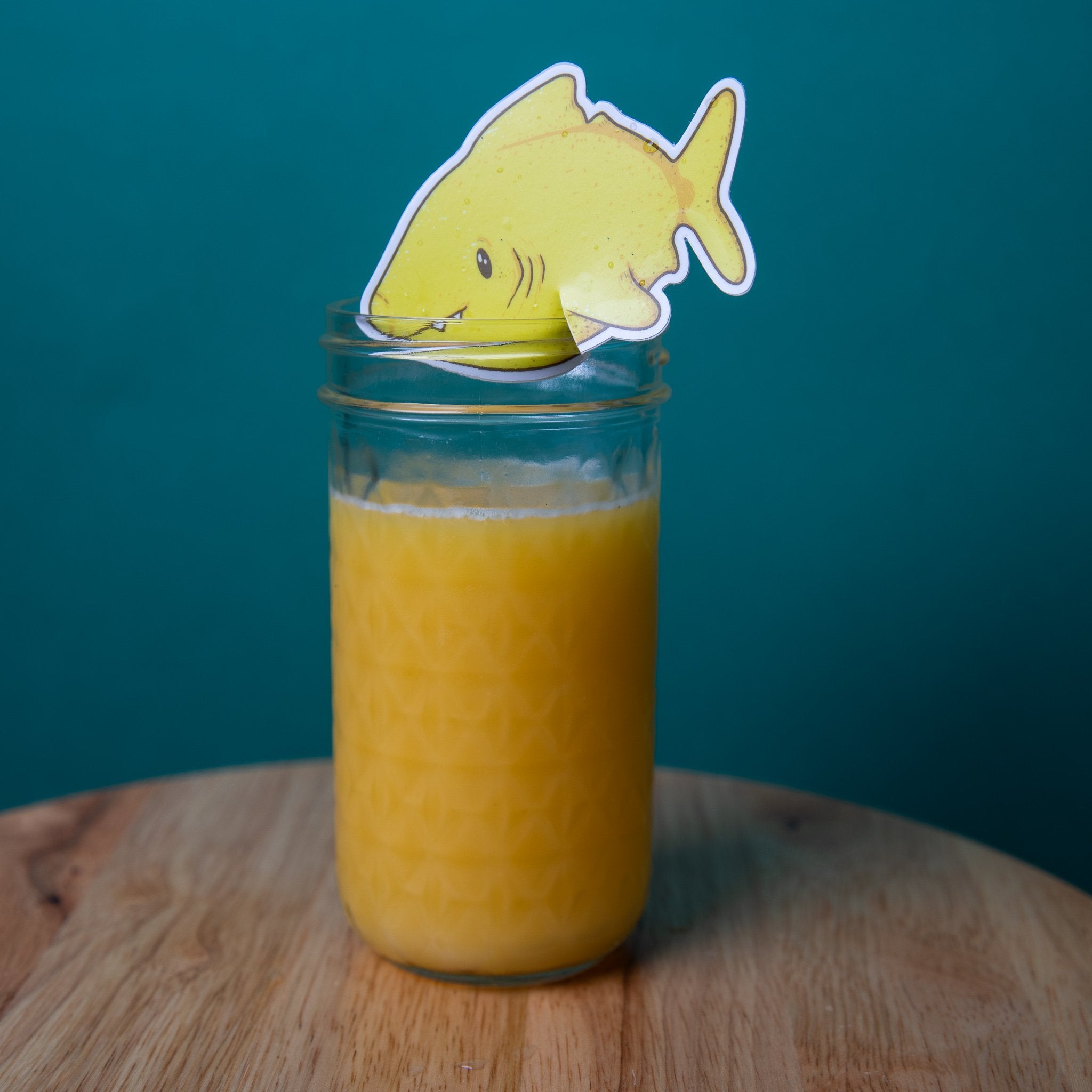 Lemon Shark - menottees