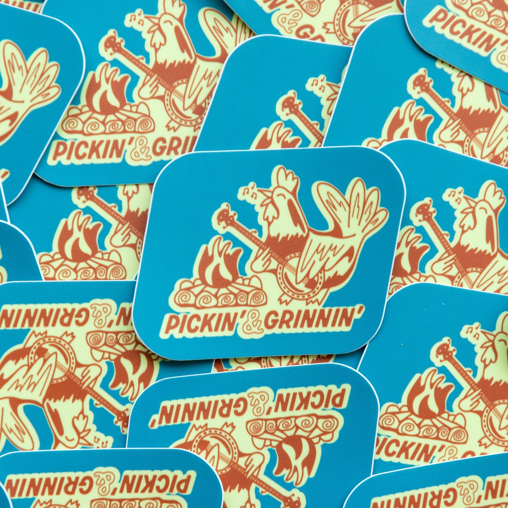 Pickin' & Grinnin' (The Bluegrass Chicken) - menottees