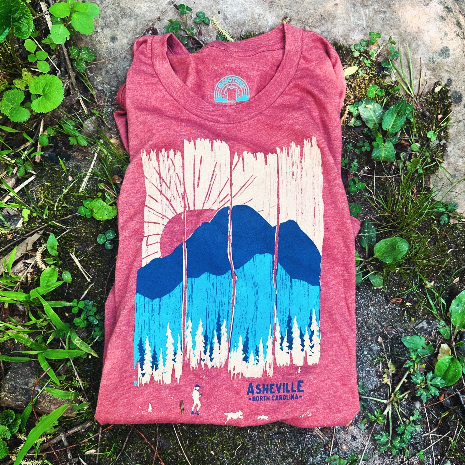 Summer Mountain Weather (Asheville) - menottees