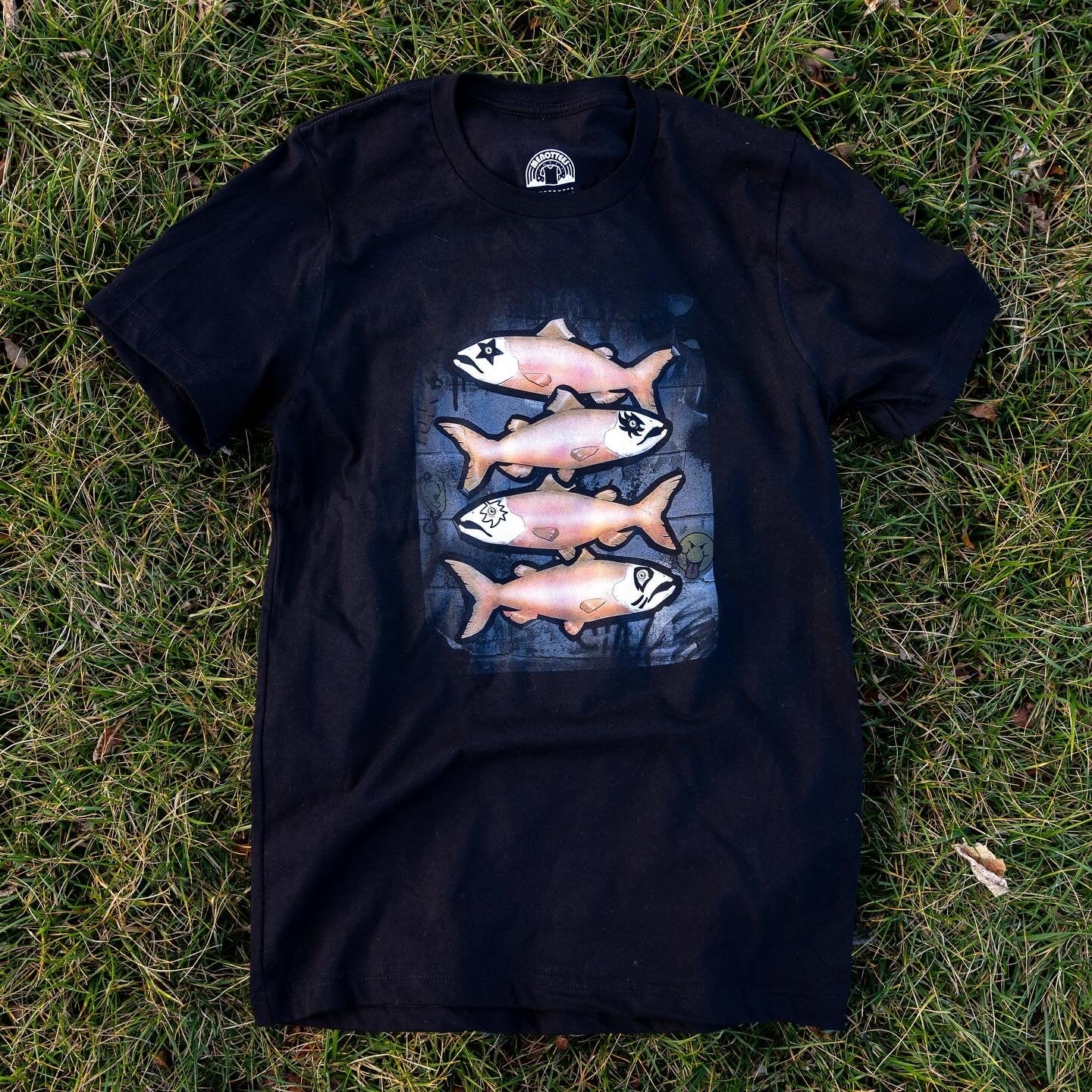 KISS FISH - menottees